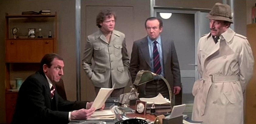 BEATTY-ROSSITER-2001-8-A-FOTOR-1.jpg