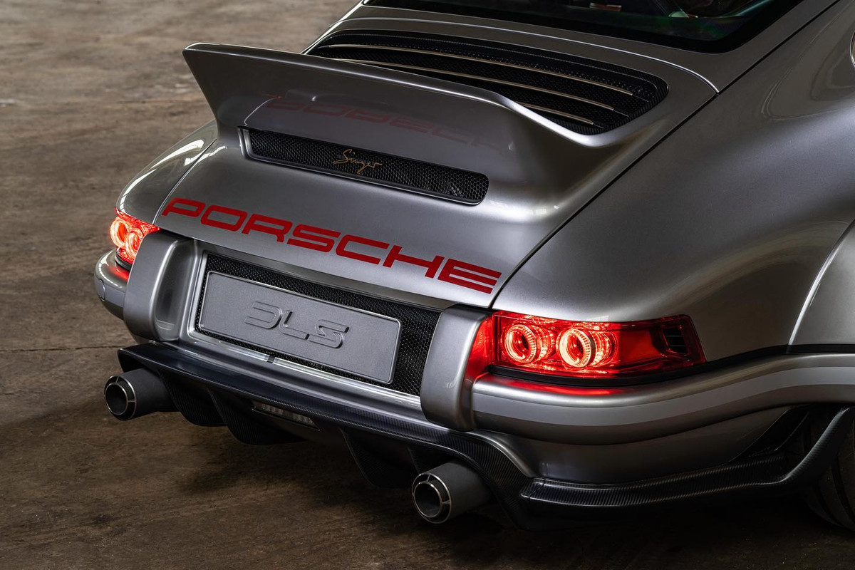 Singer-Vehicle-Design-Racer-X-20.jpg