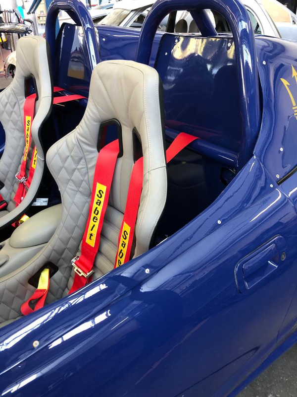 C864B400-ADA9-422C-A17B-53FE16D4D8EE