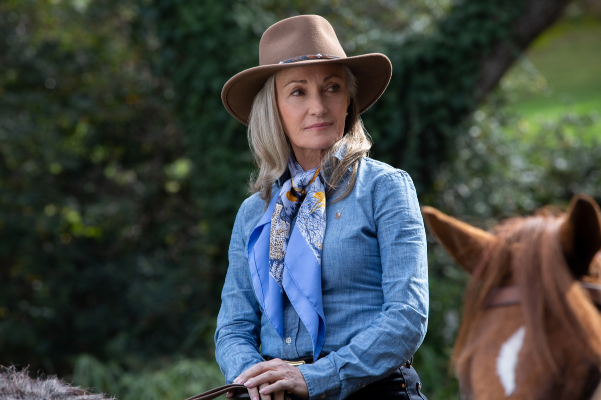 THE_KOMINSKY_METHOD_Season_2_Jane_Seymour