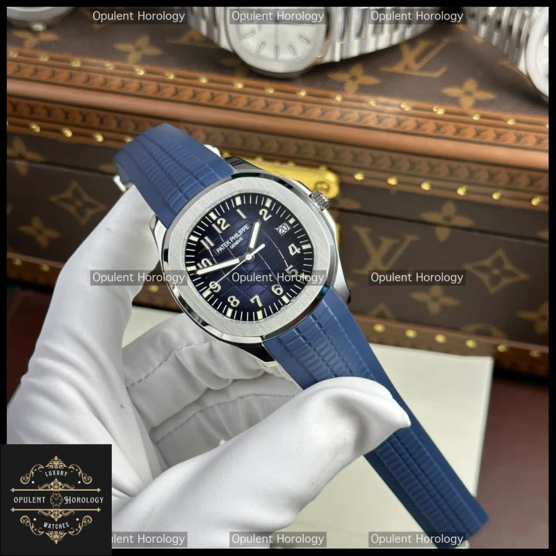 Patek Philippe Aquanaut 5168G Replica Blue Dial 42.2mm Steel Caliber 324SC