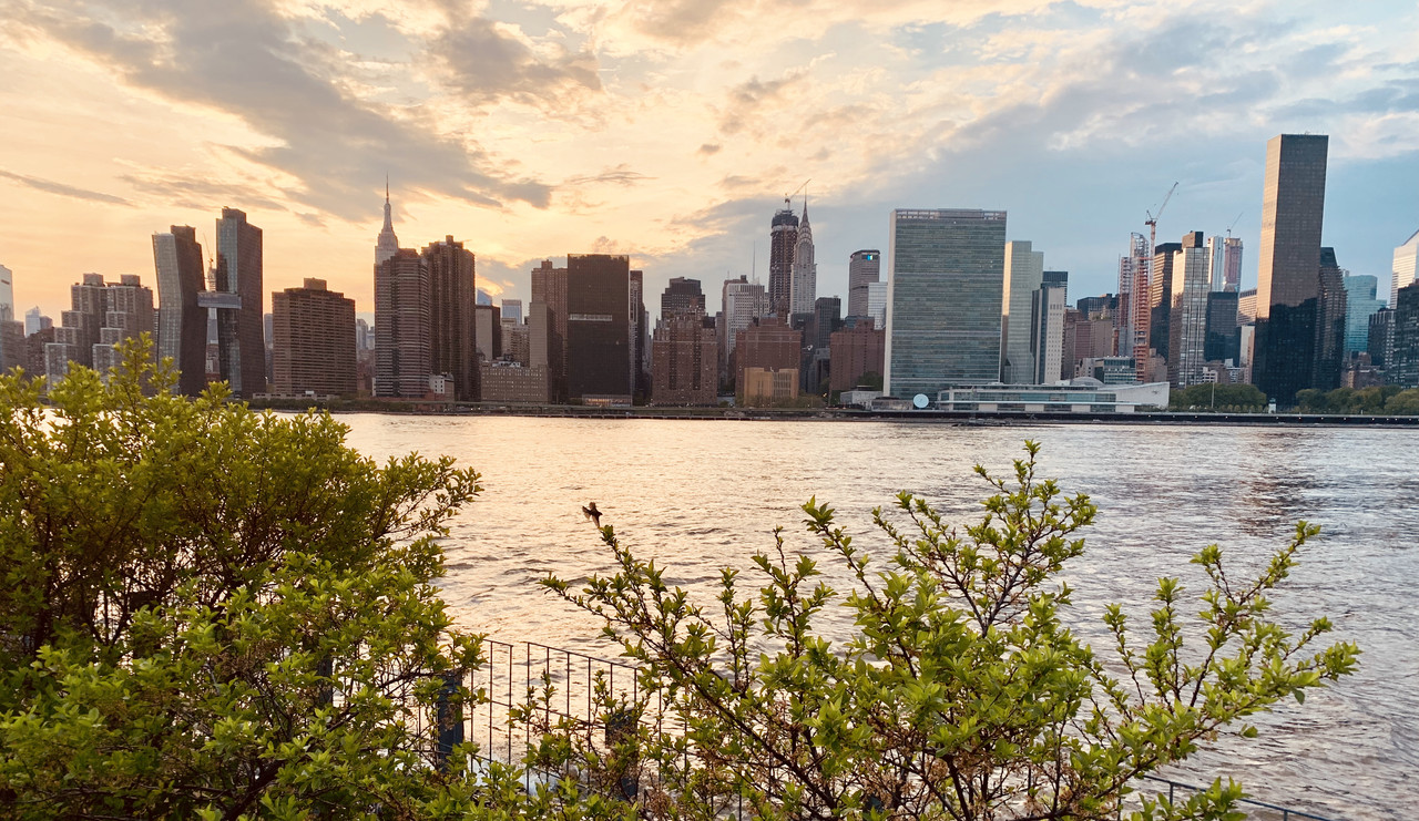 5DE70DBC-65CE-49D3-BD98-AC8D7F6FC7DA