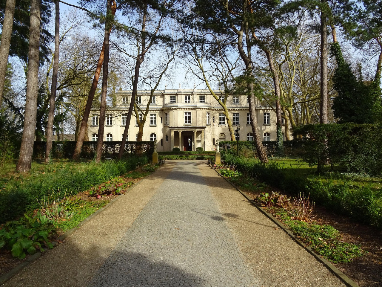 Fahrt in die Gedenkstätte Haus der Wannseekonferenz