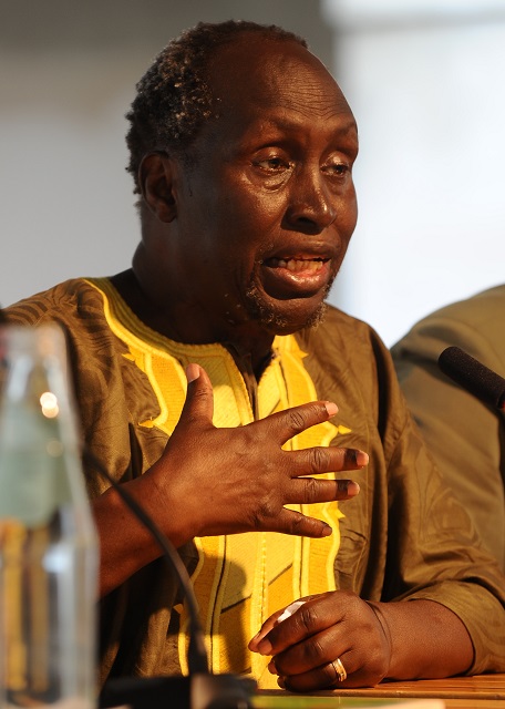 Ngugi-wa-Thiong-o-Festivaletteratura-2012