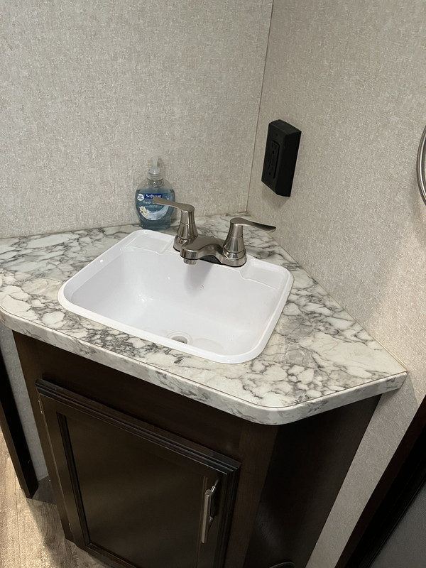 EA40FE2A-2D24-4CEF-A1BD-AD7C41D7F7DA