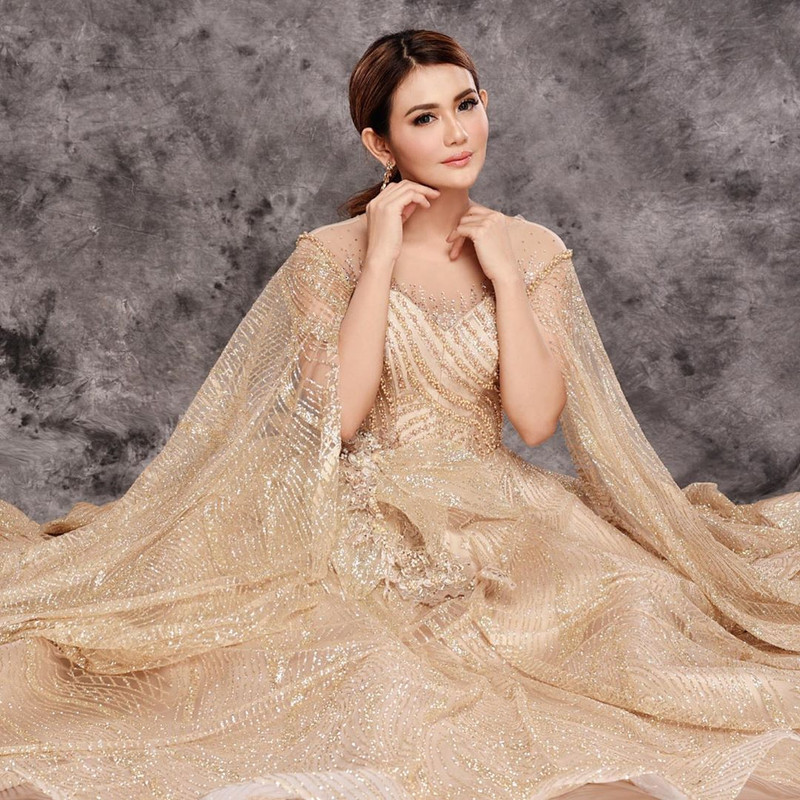 Juliana Mochtar merupakan mantan finalis Puteri Indonesia 2010. Ia juga dikenal sebagai istri dari mendiang Herman Sikumbang, gitaris dari Seventeen Band.