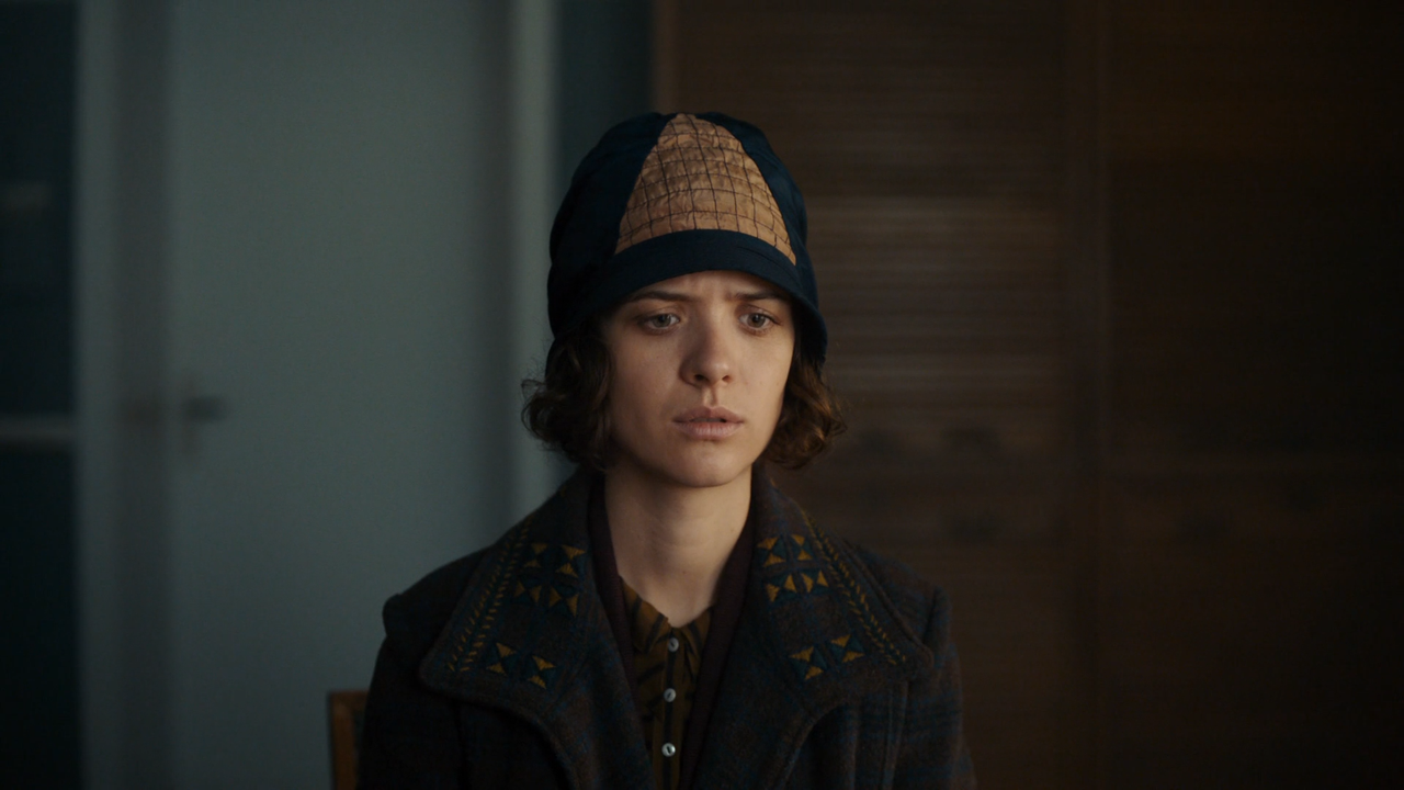 Babylon Berlin.S03.E01.ITA.GER.1080p.WEB-DLMux.DD5.1.H264-MeM.mkv_snapshot_07.12_[2020.04.05_20.39.4