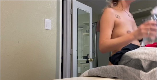 [Image: Voyeur52965113840.jpg]
