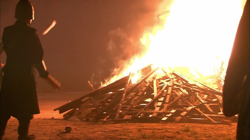 [Image: 4ka1scysbg29.jpg]