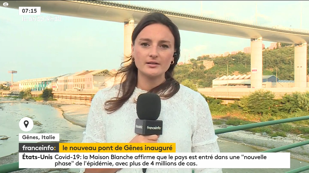 08.03 - 05.29.00 - 9h30. Entre JT, chroniques, invités et revues de p....ts_snapshot_00.52.42.201