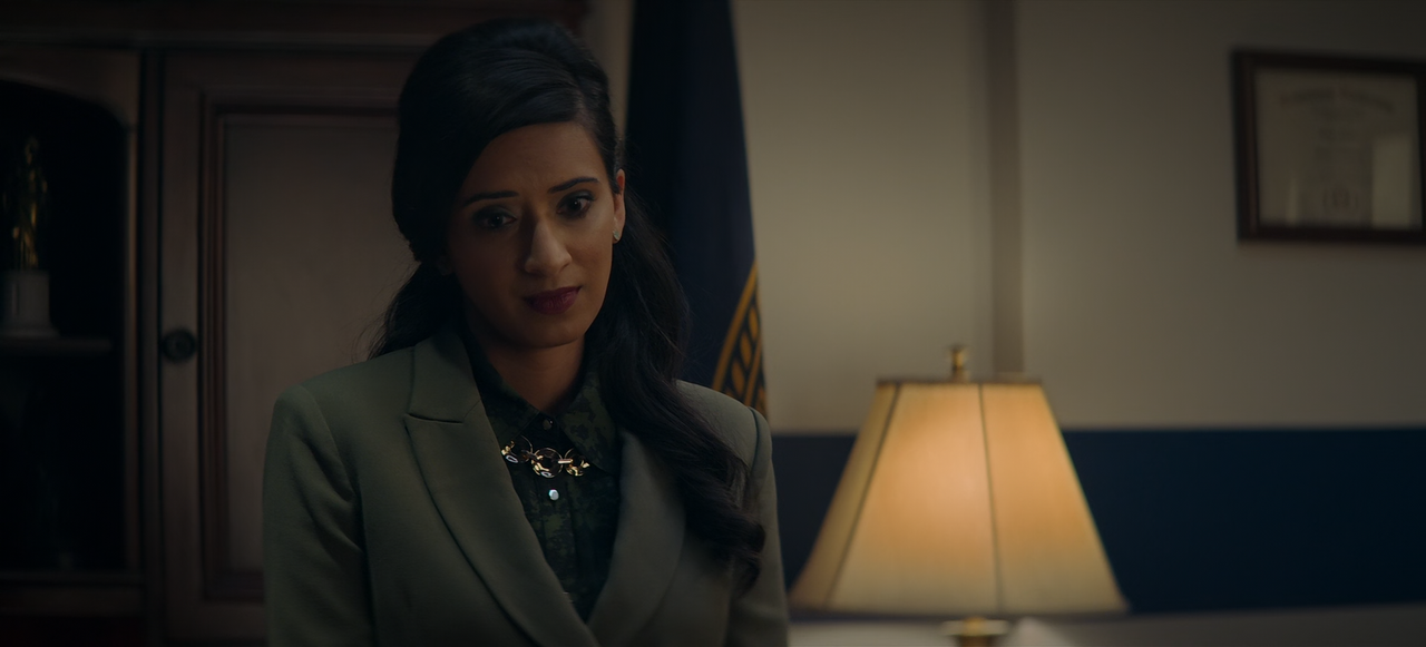 Stargirl.S01E12.Stars.&.S.T.R.I.P.E.(1).1080p.10bit.AMZN.WEB-DL.DDP5.1.HEVC-Vyndros.mkv_snapshot_13.