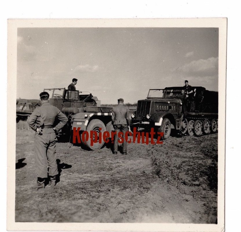 Orig. Foto LKW Halbkette StuG Sturmgeschütz-Abte