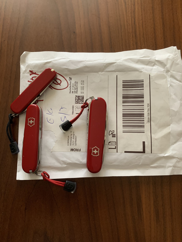 EC1D1E48-60E5-43B2-99E4-98ACCDCB1712