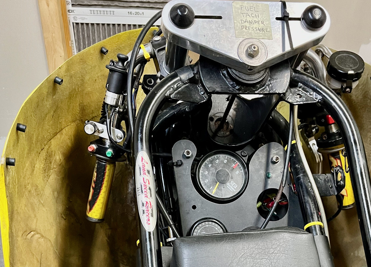 Electric shift control closeup