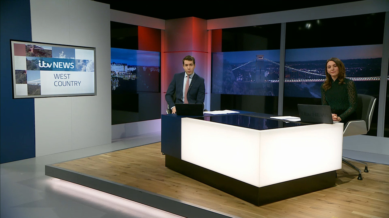 01.13 - 18.00.00 - ITV News West Country. News for Devon, Cornwall, S....ts_snapshot_17.14.031