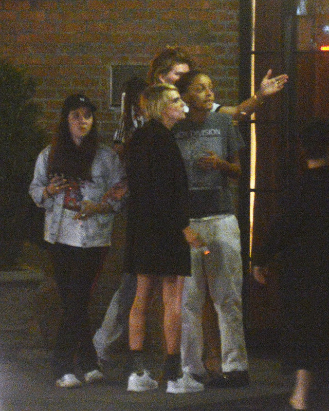 cara-delevingne-night-out-in-new-york-10-09-2018-0