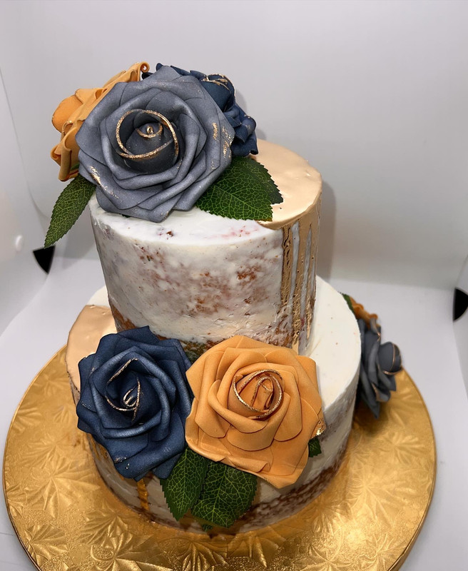 Vanilla Drip Wedding Cake