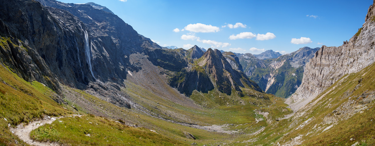 https://i.postimg.cc/wxXHXDYR/DSC04218-Panorama.jpg
