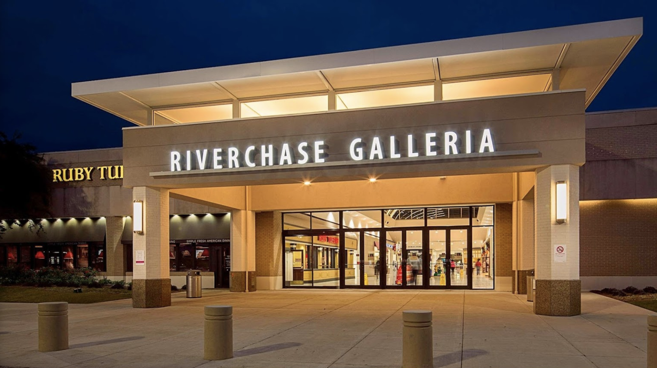 Lenox Square - Super regional mall in Atlanta, Georgia, USA - Malls