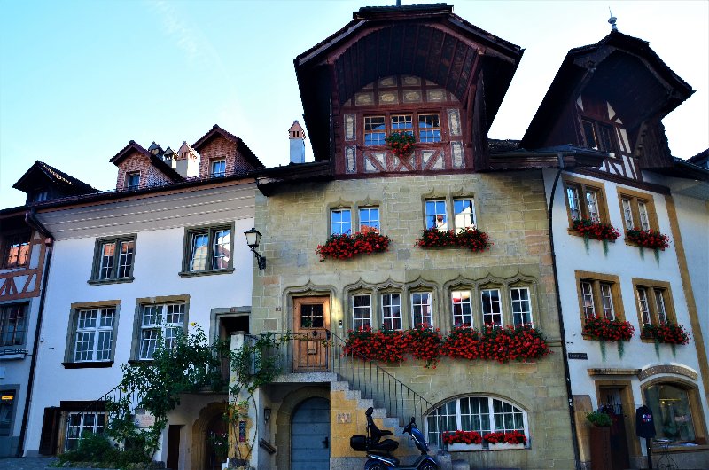 MURTEN-4-9-2019 - Suiza y sus pueblos-2019 (21)