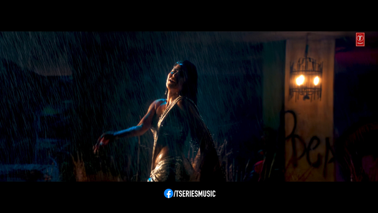 Tip Tip Song- Sooryavanshi - Akshay Kumar, Katrina Kaif 4k.mp4_snapshot_00.20.790