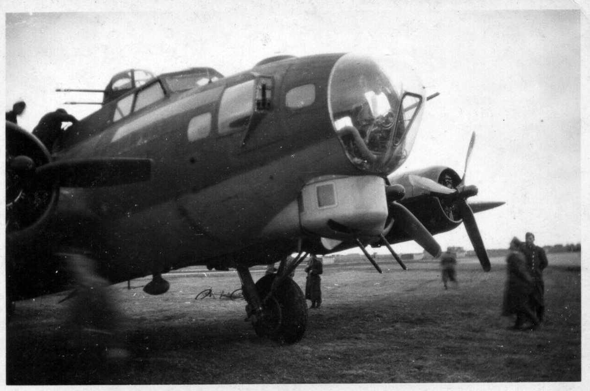 B-17 Flying Fortress (2)