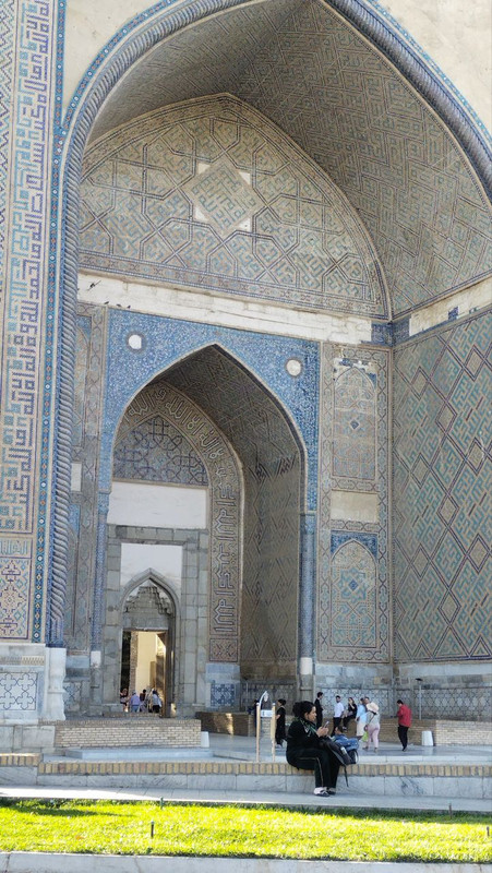 Центральная Азия: немного Душанбе и классика Узбекистана. Октябрь 2025