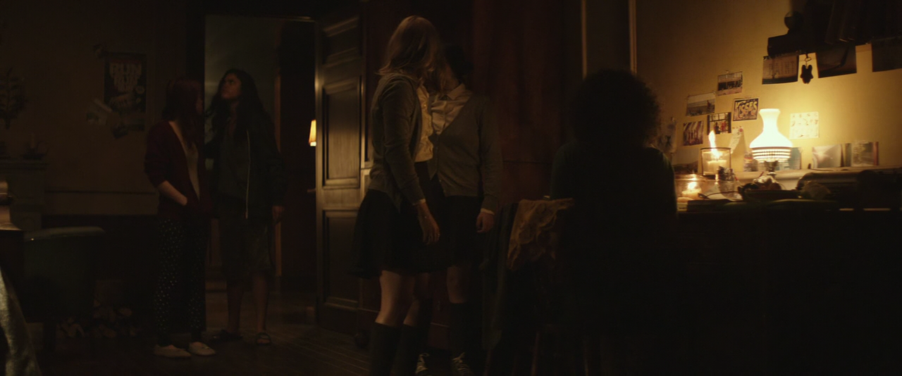 89803171_vlcsnap-2018-12-01-04h30m34s466