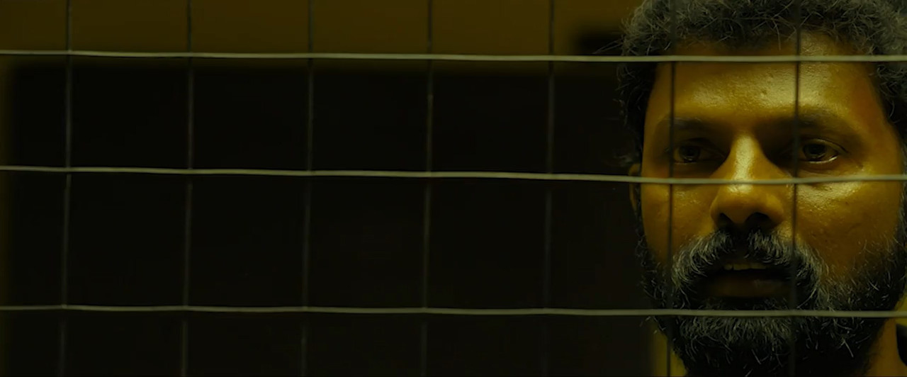 Prathi Niraparadhiyaano ? 2022 WebRip [Malayalam] 480p, 720p ESub Screenshot