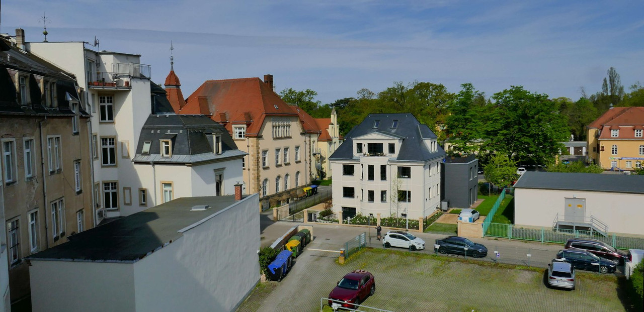 Bild: https://i.postimg.cc/wxhxkFXs/P1270221.jpg
