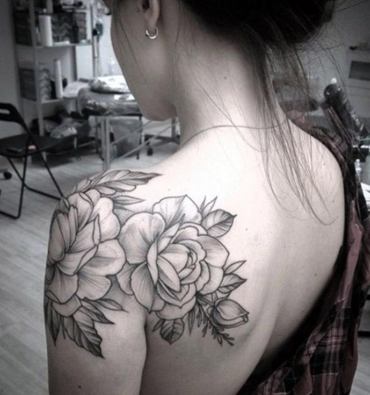 Black-and-white-flower-tattoo 512235 (82)