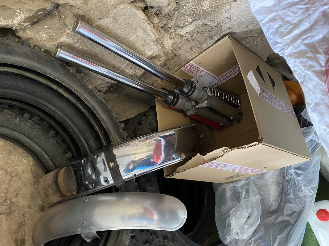 2F74856E-BA7C-408C-A1F9-78ED6373EA57