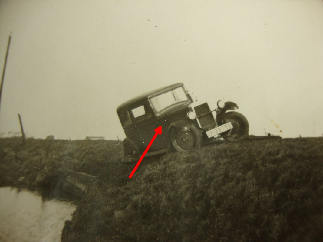 Pkw um 1938, Kühlerfigur PFERD, Hengst, Unfall, 