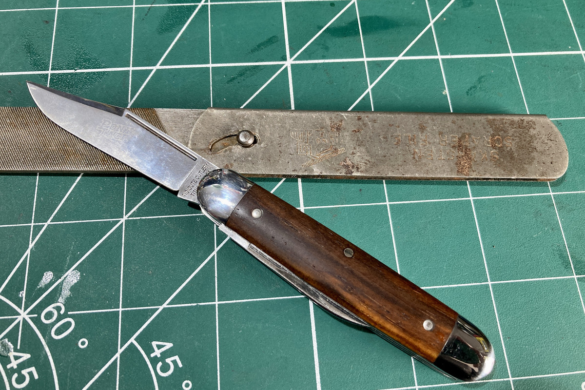 2CF73074-52A7-4AF8-9E1D-CF2023FC1F16