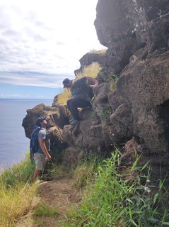 Poike:Ahu Kiri Reva-Papa u'i hetu'u-Ana o Keke-Té Ahu Moai Tea-Maunga - Isla de Pascua - Chile (14)