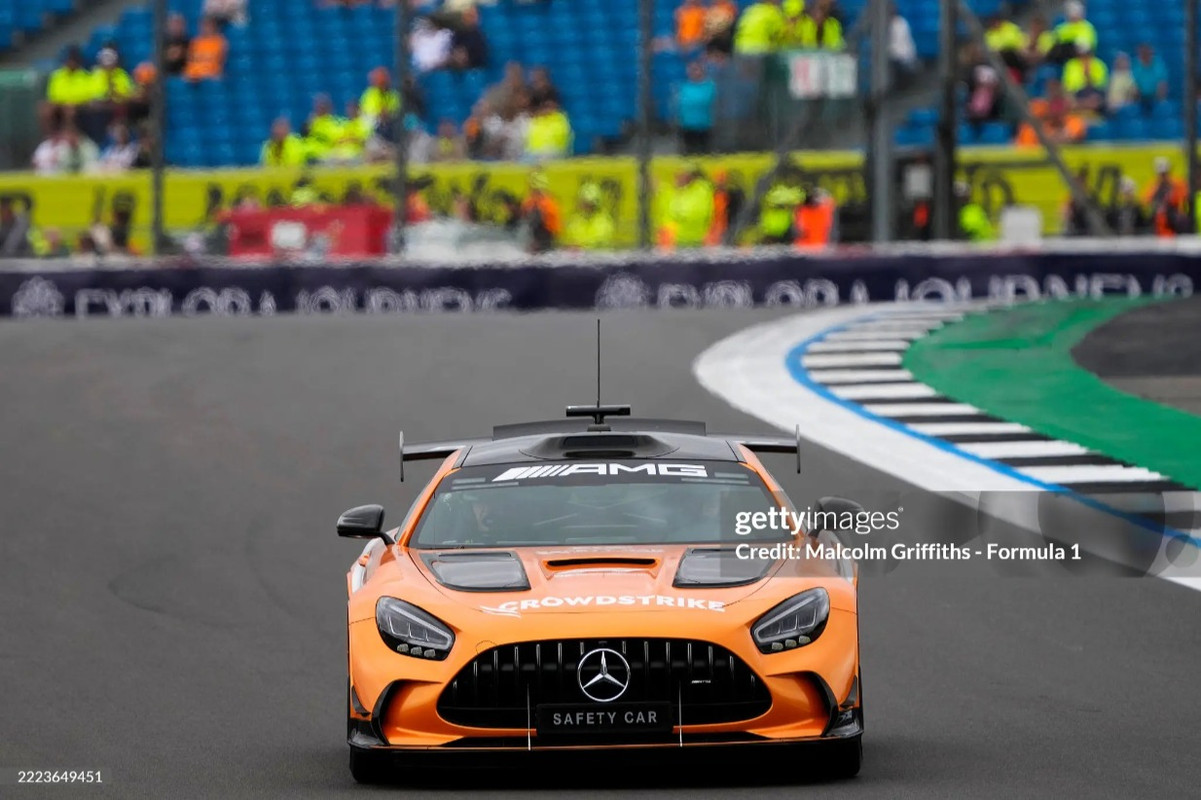 スクリーンショット_6-7-2025_7445_media.gettyimages.com