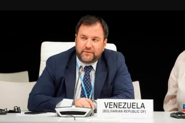 Yván Gil Pinto Yván Gil Pinto