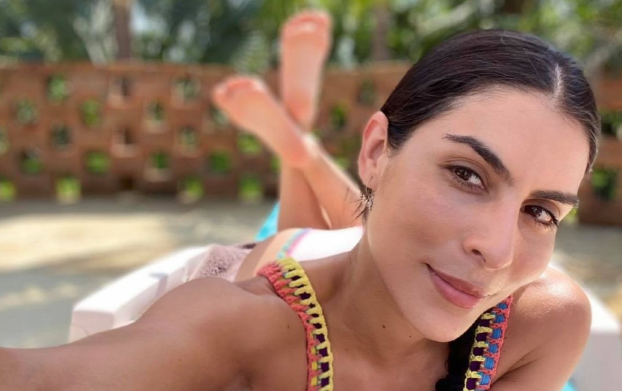 María León desea un buen día a sus fans con este tremendo atuendo