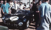  1960 International Championship for Makes - Page 2 60lm07-A-Martin-DBR1-300-R-Salvadori-J-Clark-7