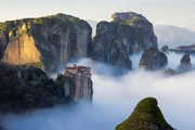 meteora-720180.jpg