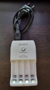 SONY-CHARGER-01