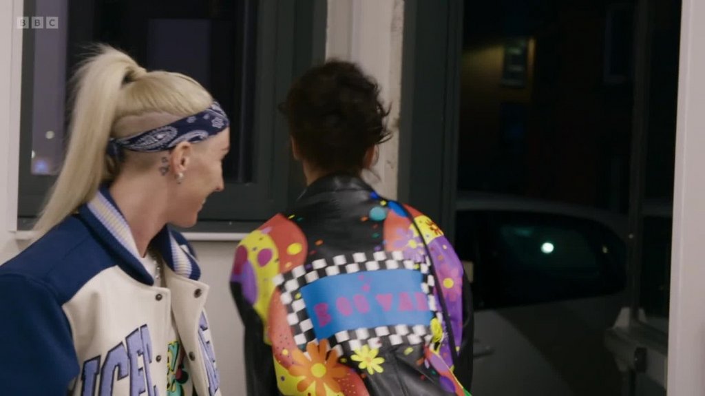 [Image: b0zit94t4cmx.jpg]