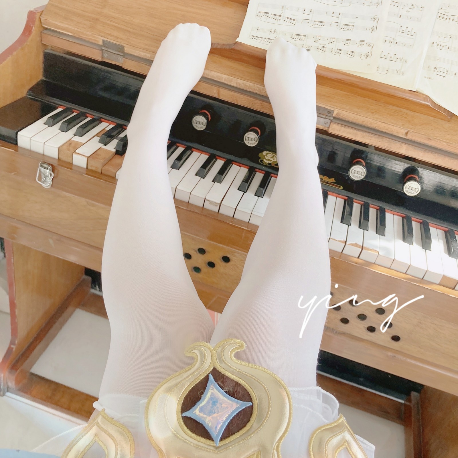 Seele麦麦荧纯白物语 Cosplay｜原神主题高清写真集（145P-445MB）插图1