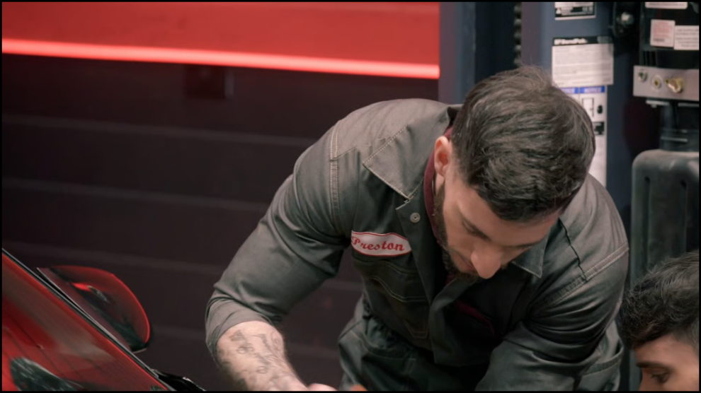 [Image: umc2q061djks.png]