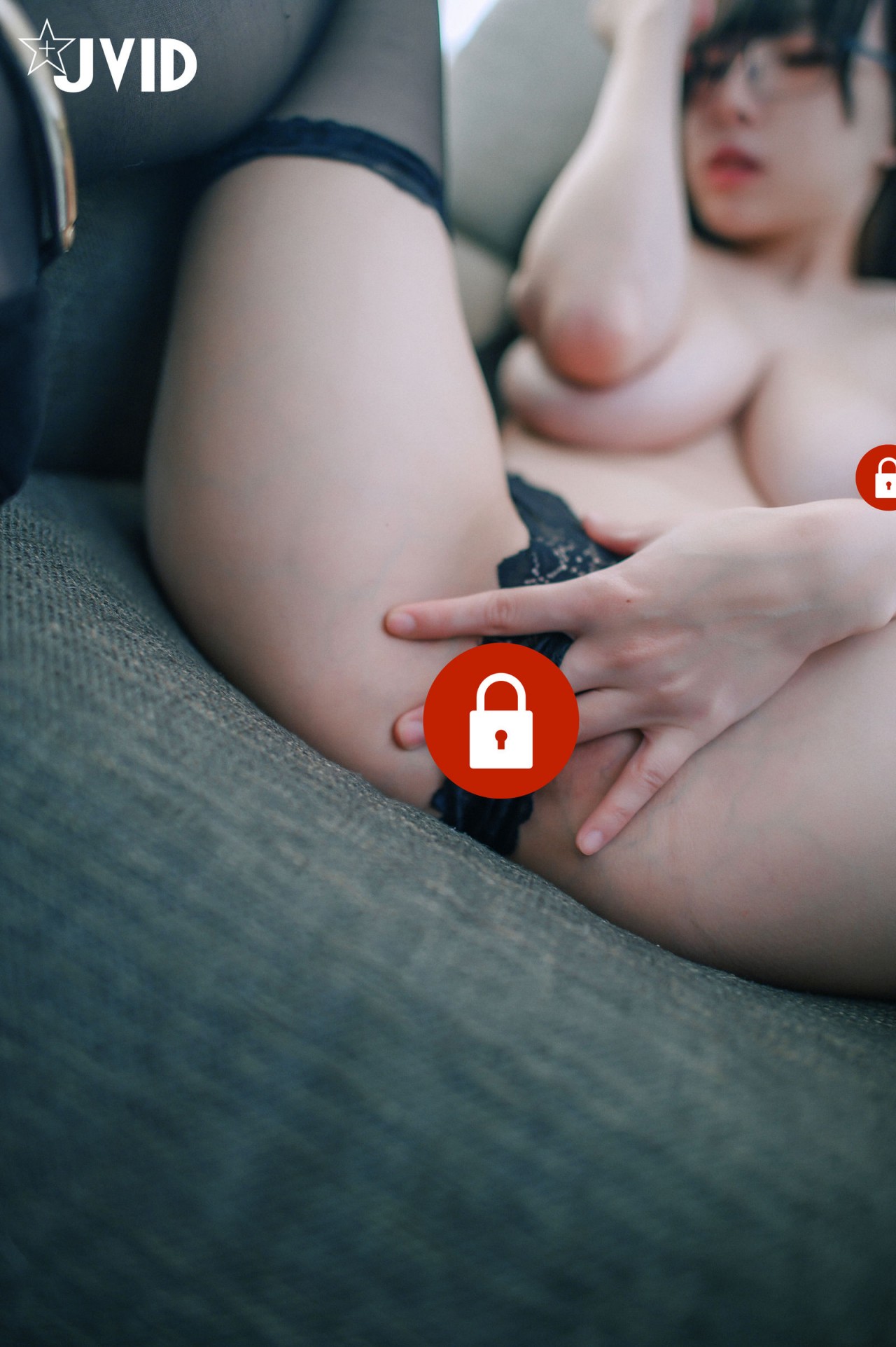 jvid 写真 《黎菲儿超完美女同事》86P,露肩装+短裙,回头率满分