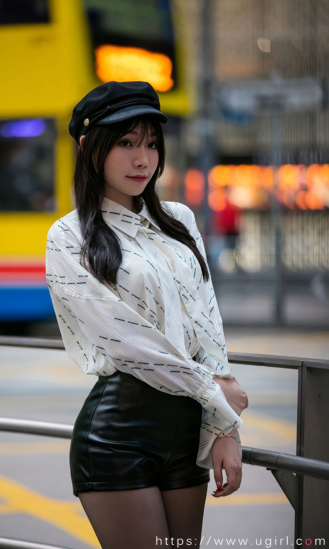 芝芝booty 你出现的街角图集，都市女孩的潮流穿搭公式插图8