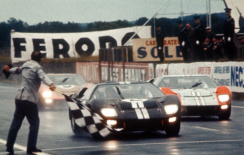 Mclaren1966-GT40.jpg