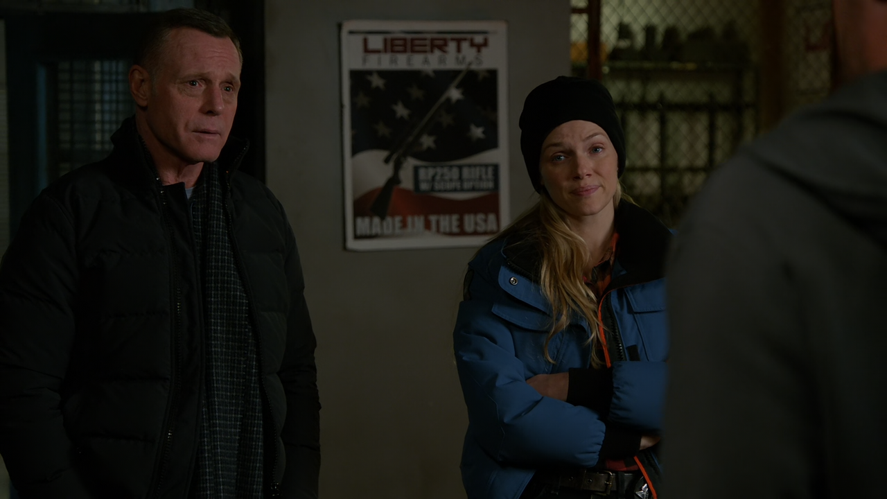 Chicago.P.D.S10E15.Blood.and.Honor.1080p.10bit.AMZN.WEB-DL.DDP5.1.HEVC-Vyndros.mkv_snapshot_19.04_[2
