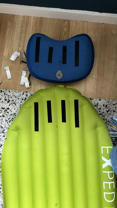 Velcro on mat and pillow