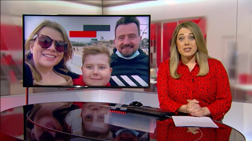 02.09 - 18.30.00 - This Is BBC One HD. Please switch over to BBC One.ts_snapshot_13.31.958